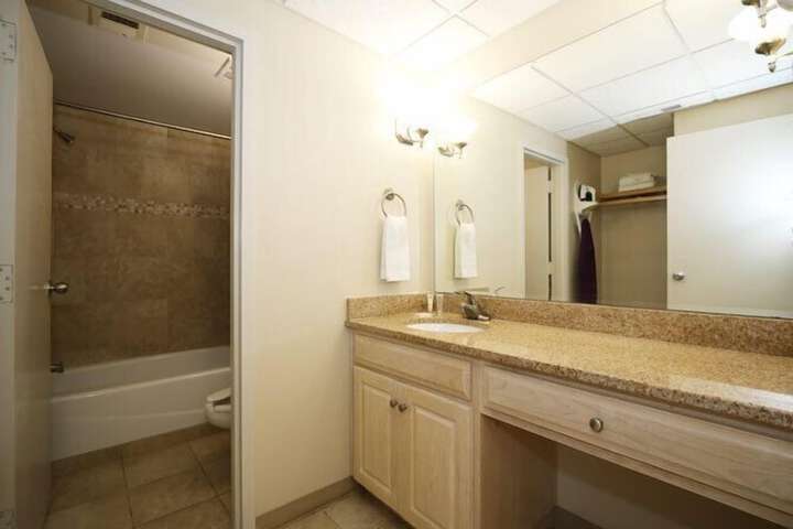 Room 9 of 20