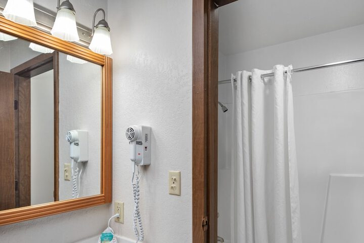 Room 36 of 49
