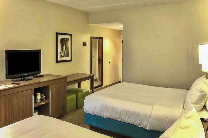 Room 13 of 51