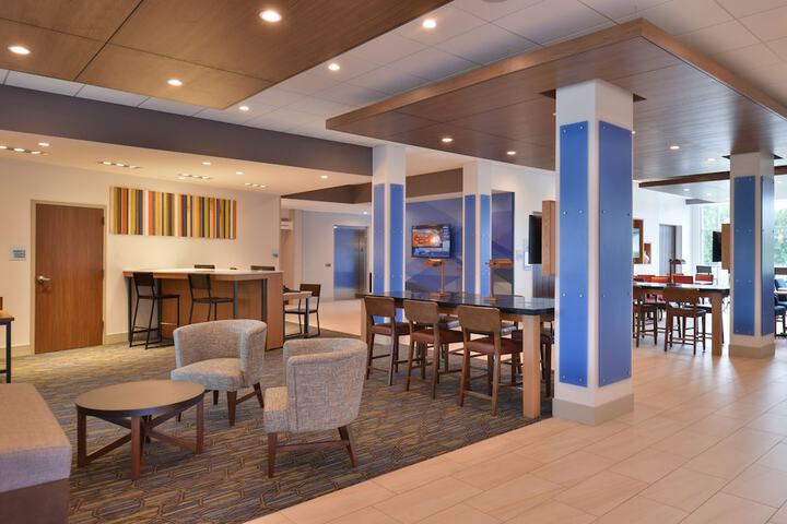 Hotel 5 of 49