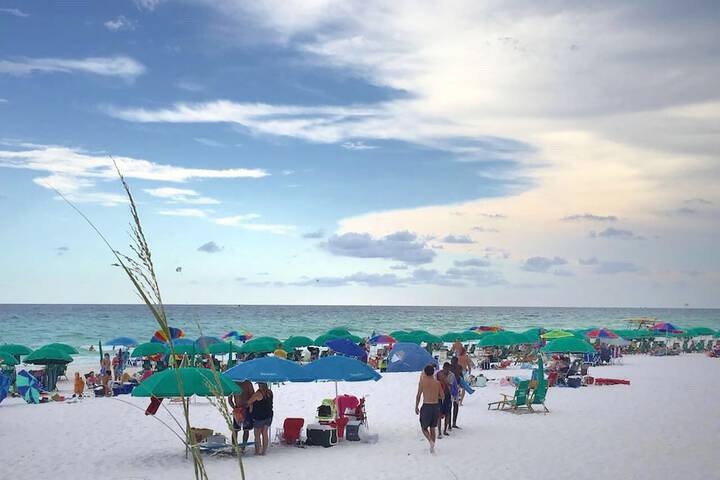 Beach 140 of 173