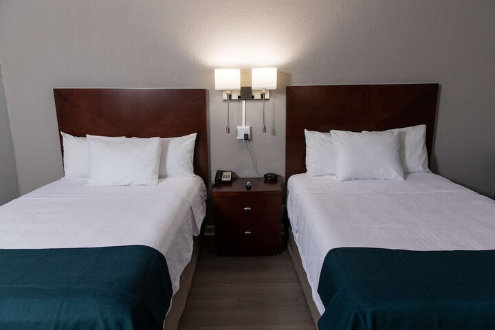 Room 7 of 22