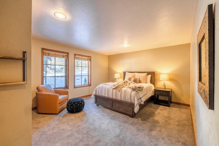 Room 150 of 306