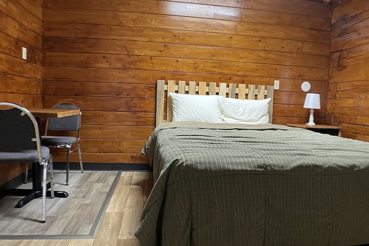 Room 18 of 23