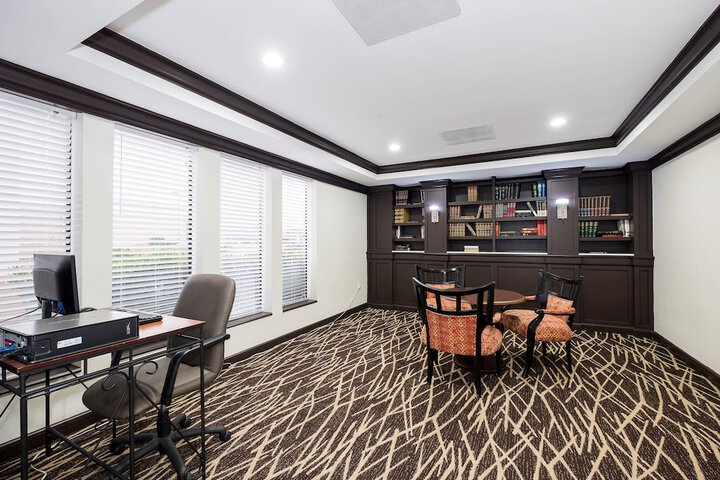 Business Center 53 of 54