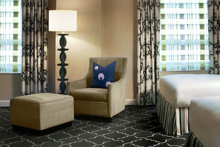 Room 27 of 87