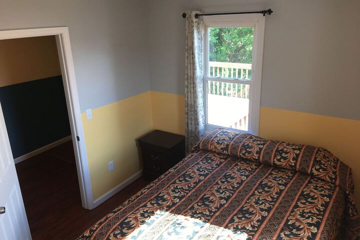 Room 83 of 135