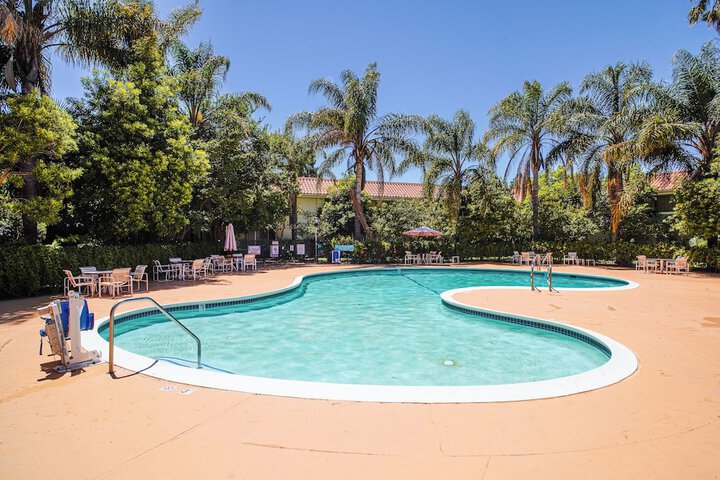 Pool 9 of 49