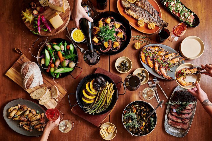 Dining 114 of 206