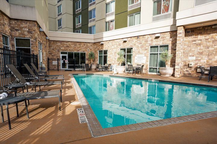 Pool 6 of 35