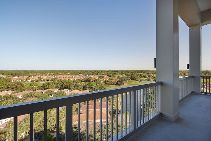 Hotel Effie Sandestin Autograph Collection