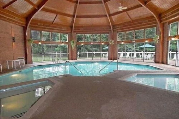 Pool 5 of 41