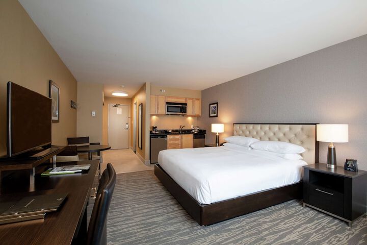 Room 33 of 149