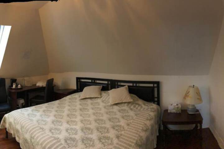 Room 19 of 43