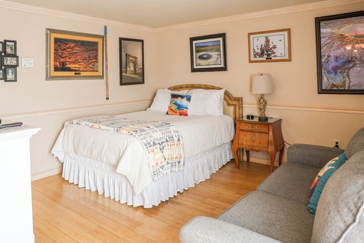 Yellowstone Gateway Inn