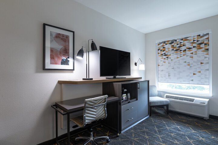 Room 28 of 57