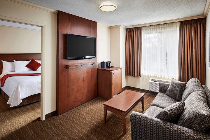Room 21 of 39