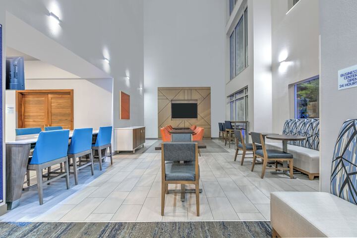 Breakfast/Coffee Service 38 of 49