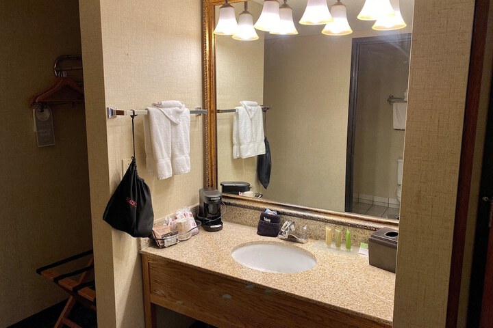 Room 25 of 56
