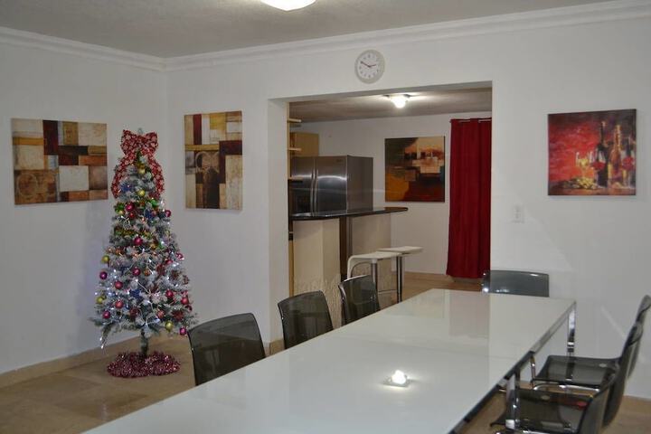 Room 15 of 19