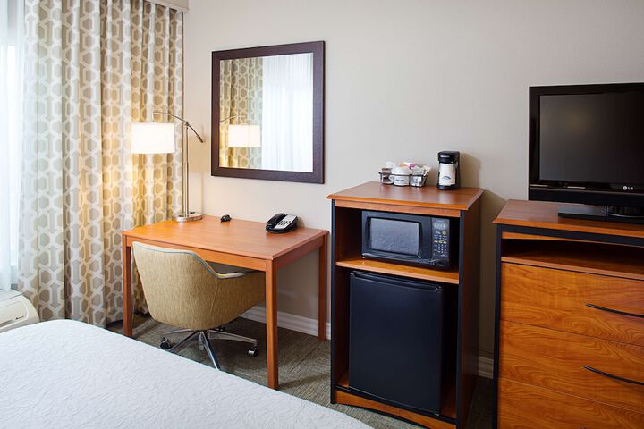 Room 9 of 29