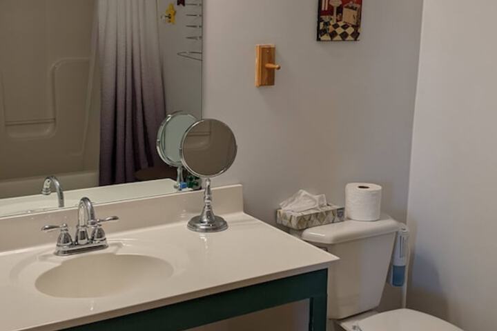 Room 15 of 34