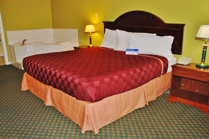 Room 10 of 23