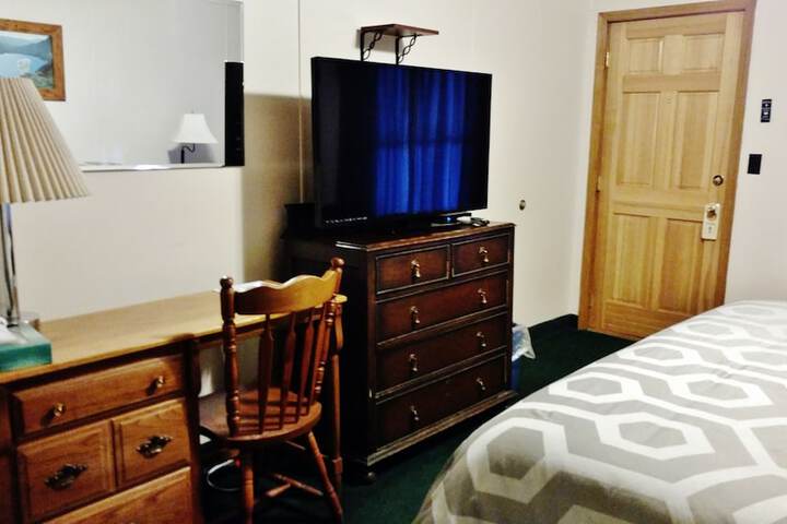 Room 85 of 114