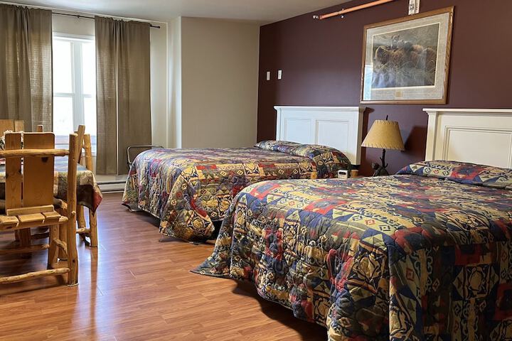 Room 65 of 82