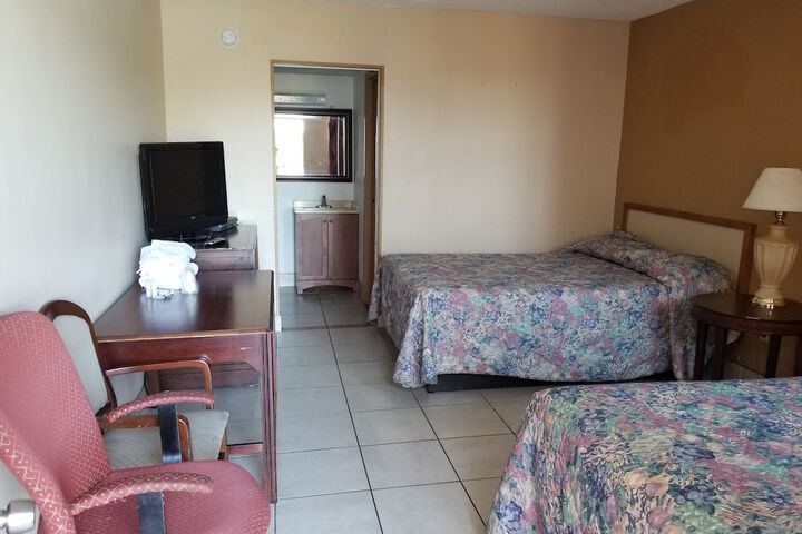 Room 15 of 39