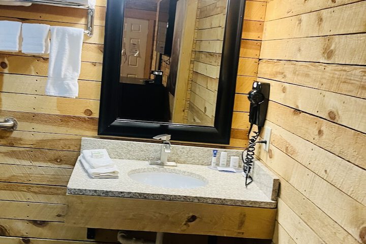 Americas Best Value Inn Wall