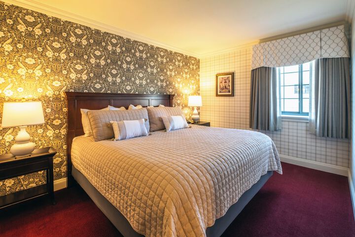 Red Coach Inn