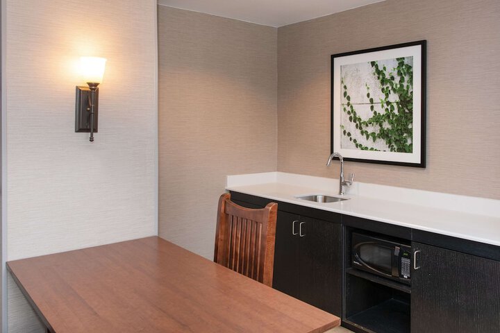Hampton Inn & Suites Rochester / Victor