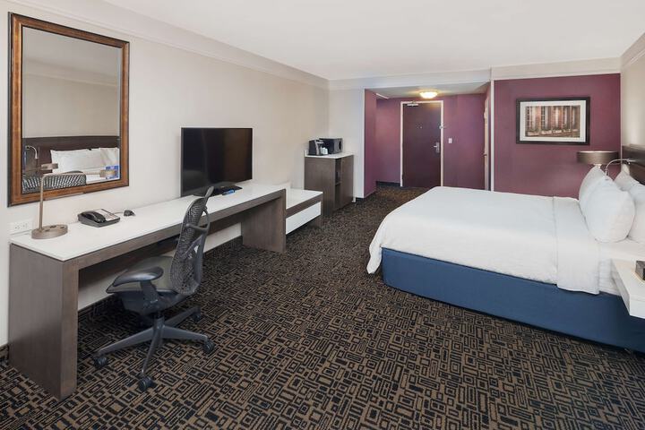 Room 7 of 26