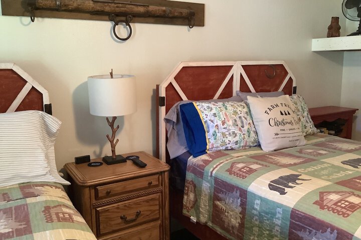 Room 105 of 200