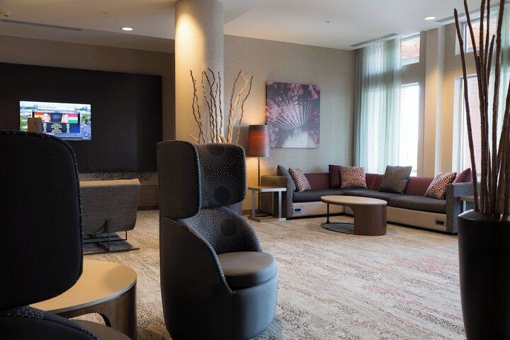 Hotel Interior 10 of 30