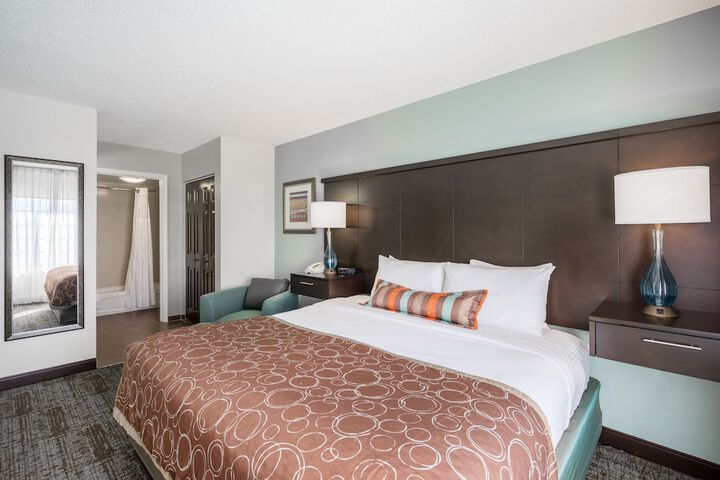Staybridge Suites Wilmington-Newark by IHG