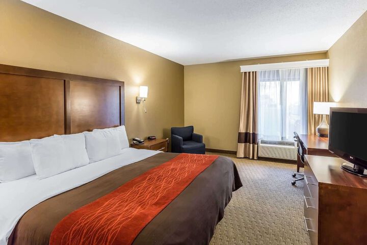 Room 14 of 28