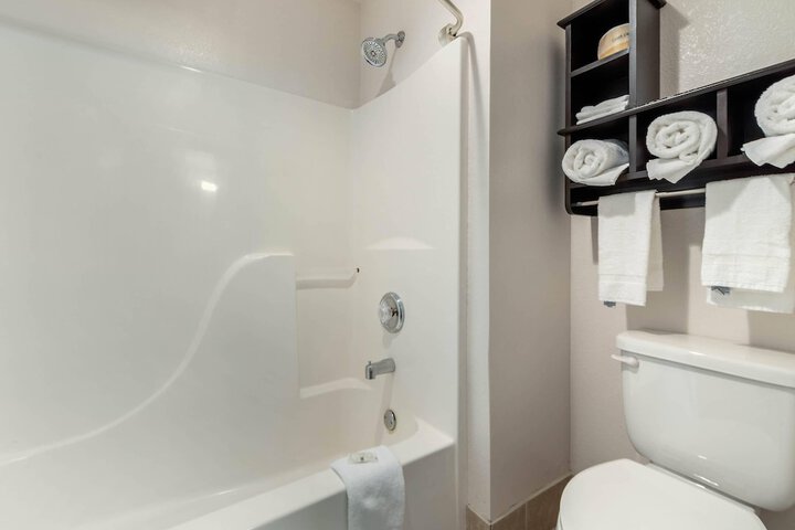 Quality Inn & Suites South Fork - Wolf Creek