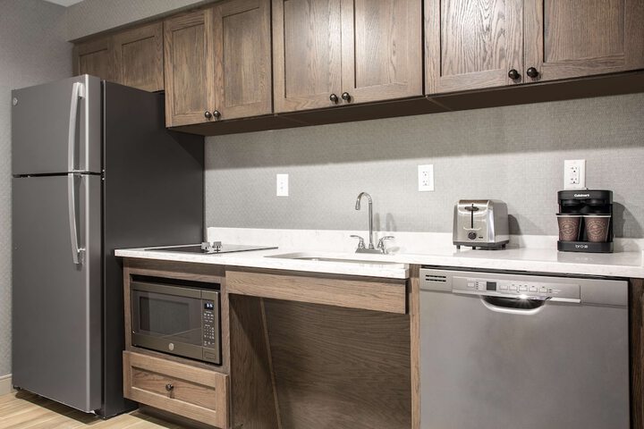 Homewood Suites by Hilton Salina Downtown