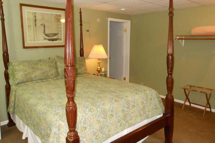 Room 22 of 49