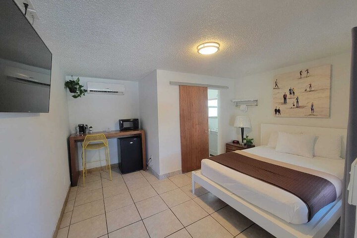 Room 3 of 14