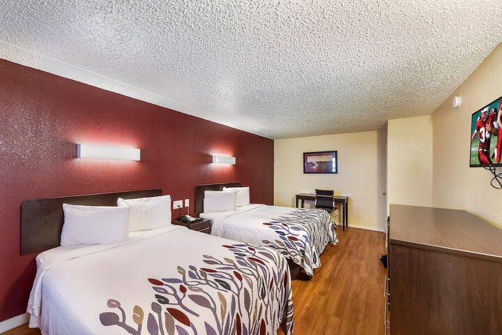 Room 11 of 20