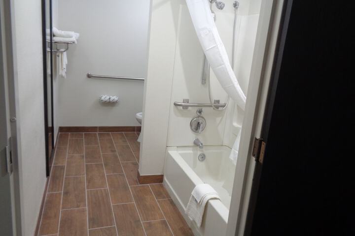 Room 55 of 66