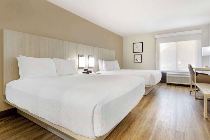 Best Western Plus Sugar Land / Stafford