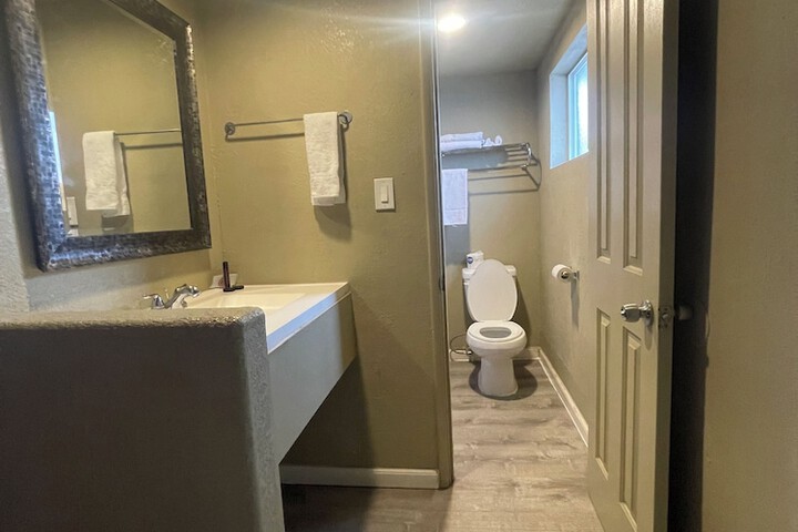 Room 19 of 41