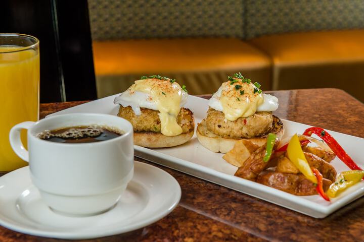 Breakfast/Coffee Service 64 of 80