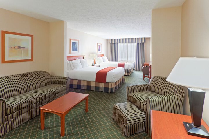 Holiday Inn Express & Suites Kent - University Area by IHG