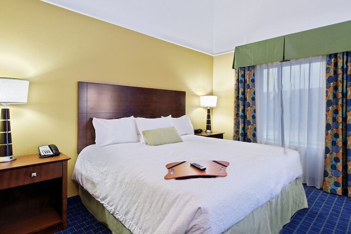 Room 18 of 32