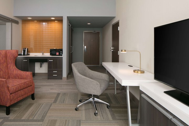 Room 14 of 49